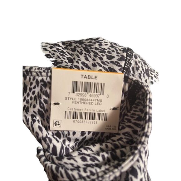 NWT Ideology legging white leopard print size S 7/8 - Picture 9 of 11